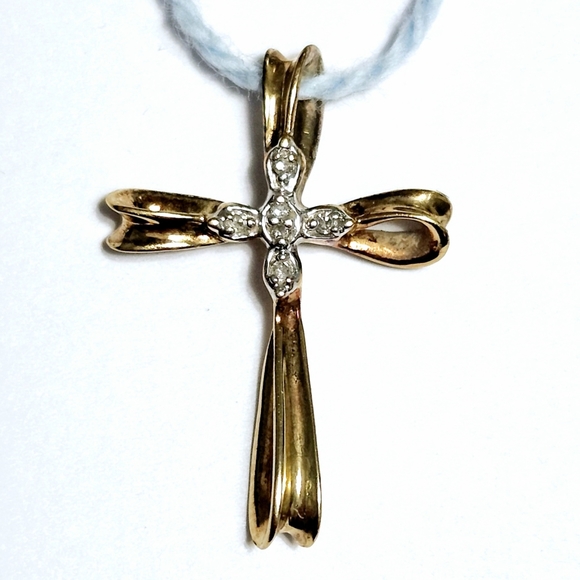 10K Gold Diamond Cross 1.0" - Picture 6 of 7